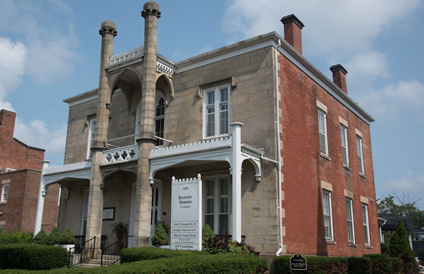 Photograph of Brewster Mansion